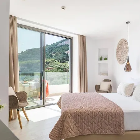 Bougainvillea Boutique 3 By * Marathiás