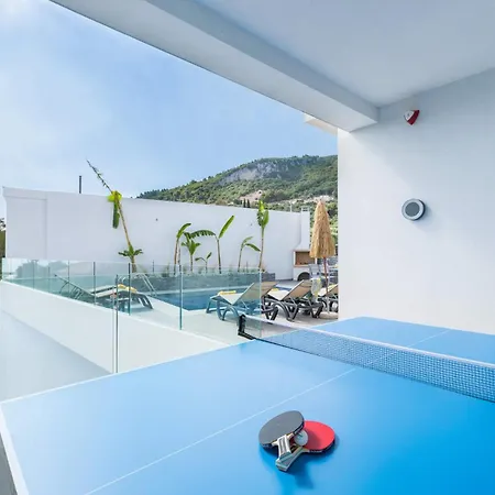 Bougainvillea Boutique 3 By Villa Marathiás